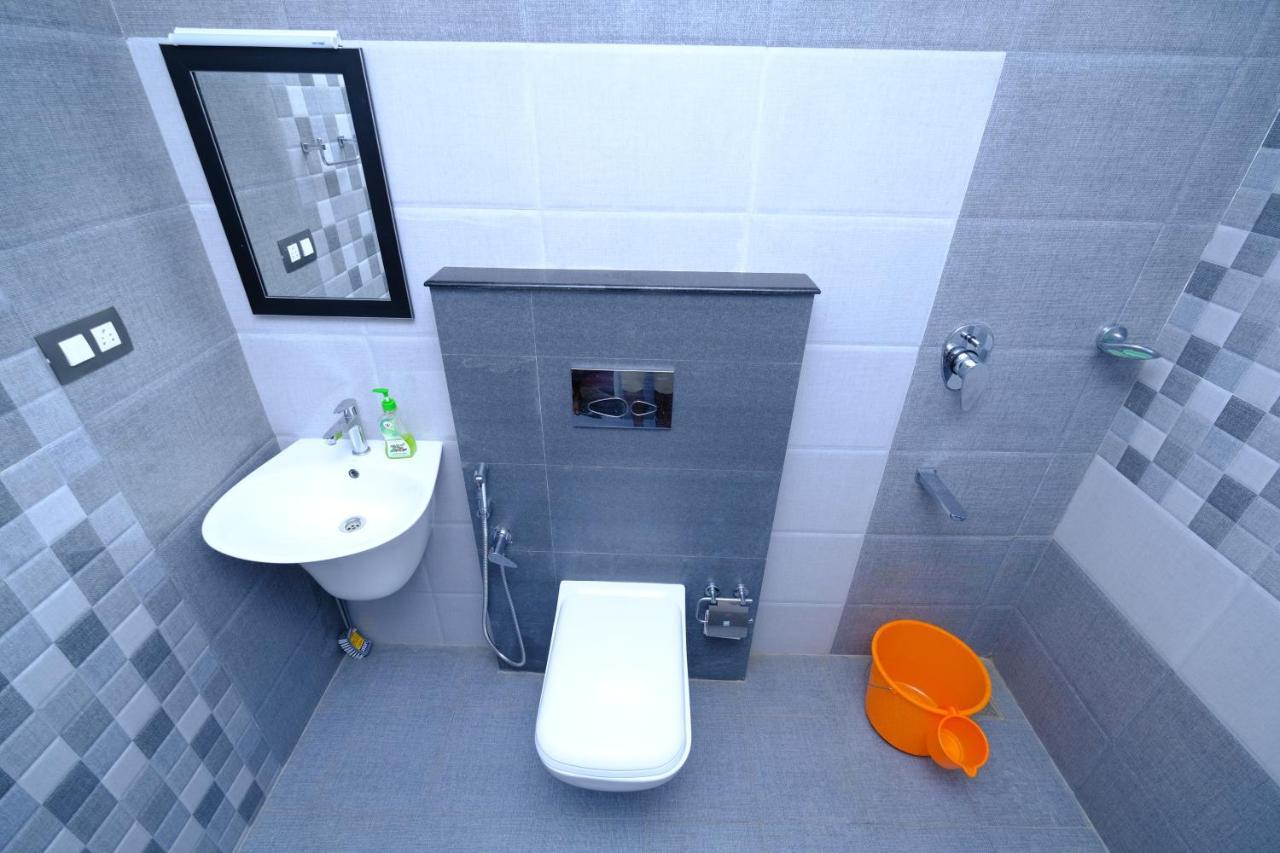Ferienwohnung Marari Ebin Charlys Mararikulam Exterior foto