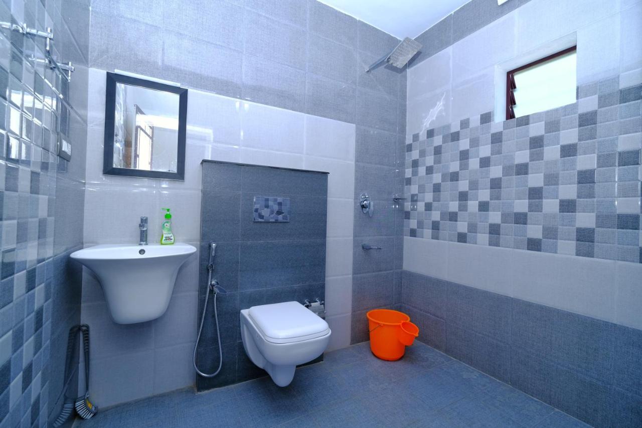 Ferienwohnung Marari Ebin Charlys Mararikulam Exterior foto