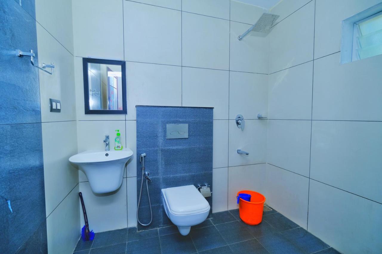 Ferienwohnung Marari Ebin Charlys Mararikulam Exterior foto